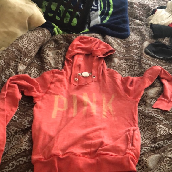 pink sweat/lounge shirt - Picture 1 of 3